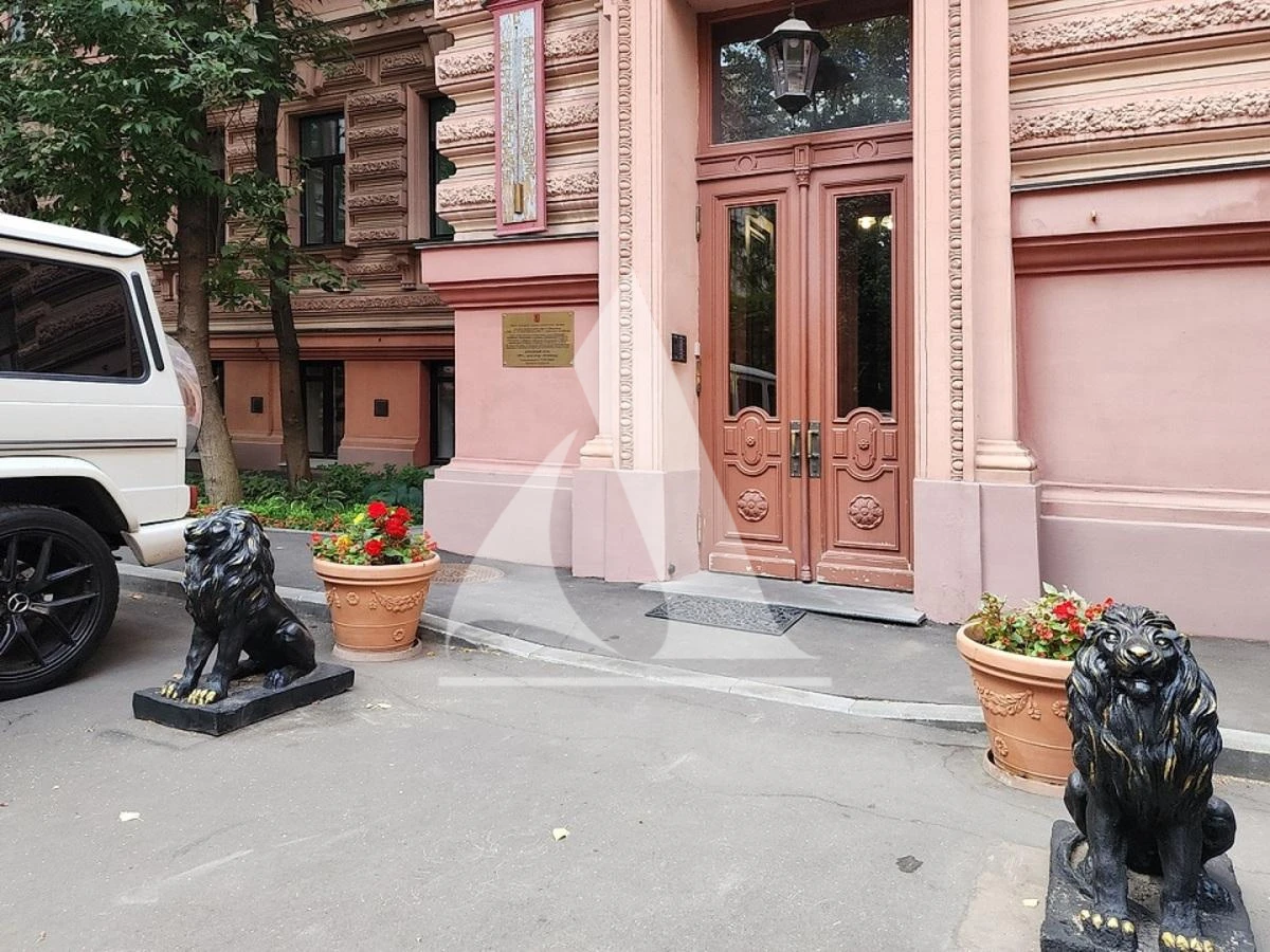 Романов пер.