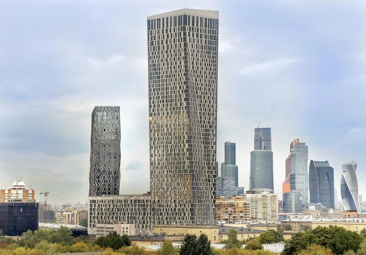 Дом на Мосфильмовской