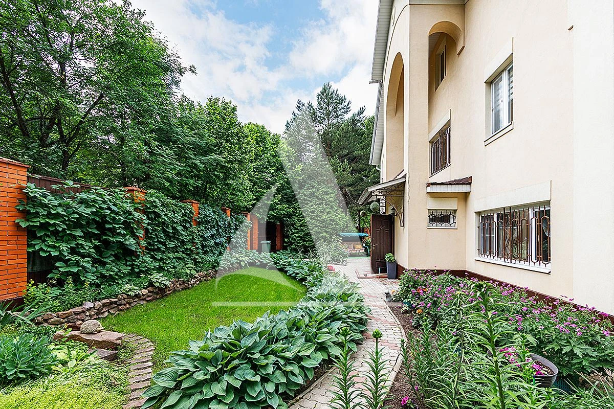 Рождественский