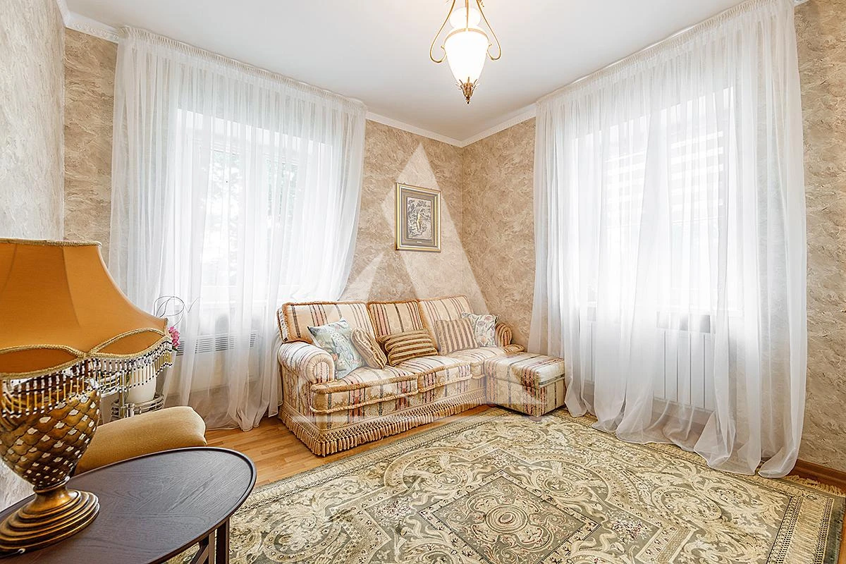 Рождественский