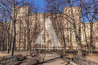 Фрунзенская наб.