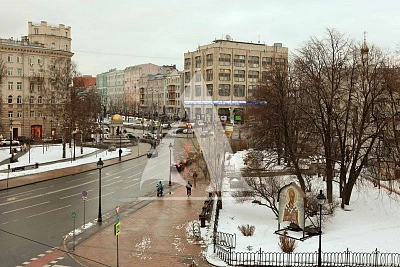 Б. Никитская ул.